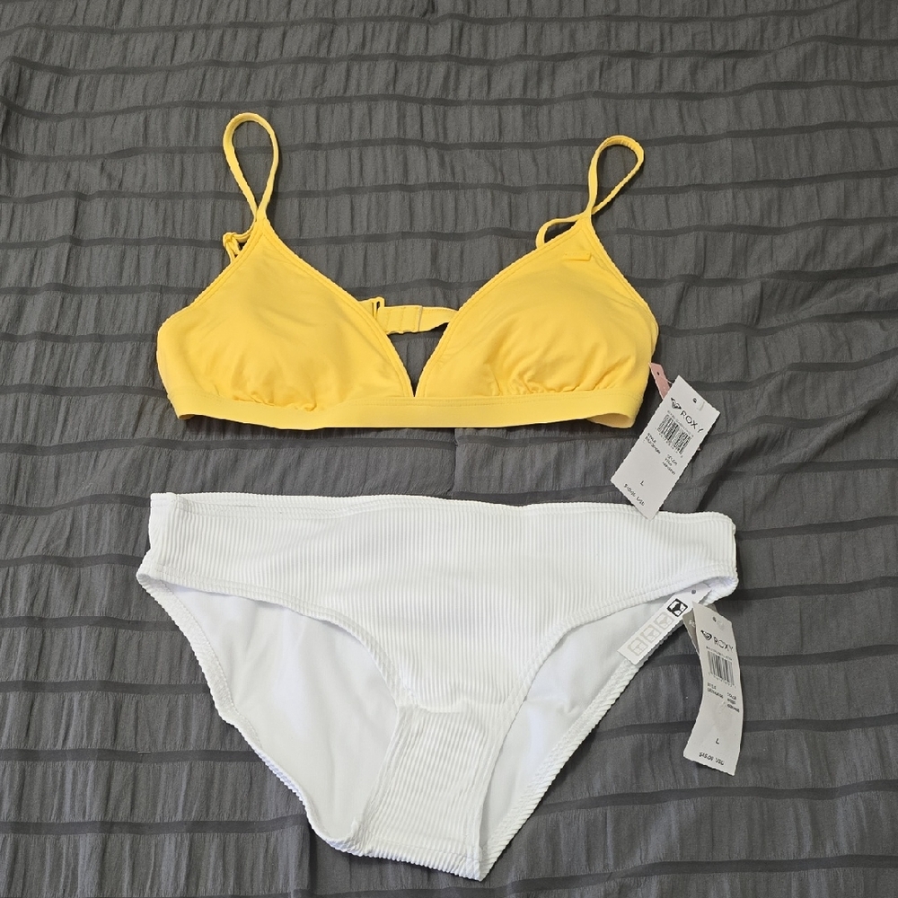 Roxy Yellow and White Bikini Sz Lg Nwt